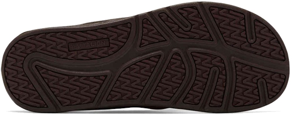 New Balance 6100系列 Pinnacle 復古風悠閒人字拖鞋 棕色 Shop New Balance 6100系列 Pinnacle 復古風悠閒人字拖鞋 棕色