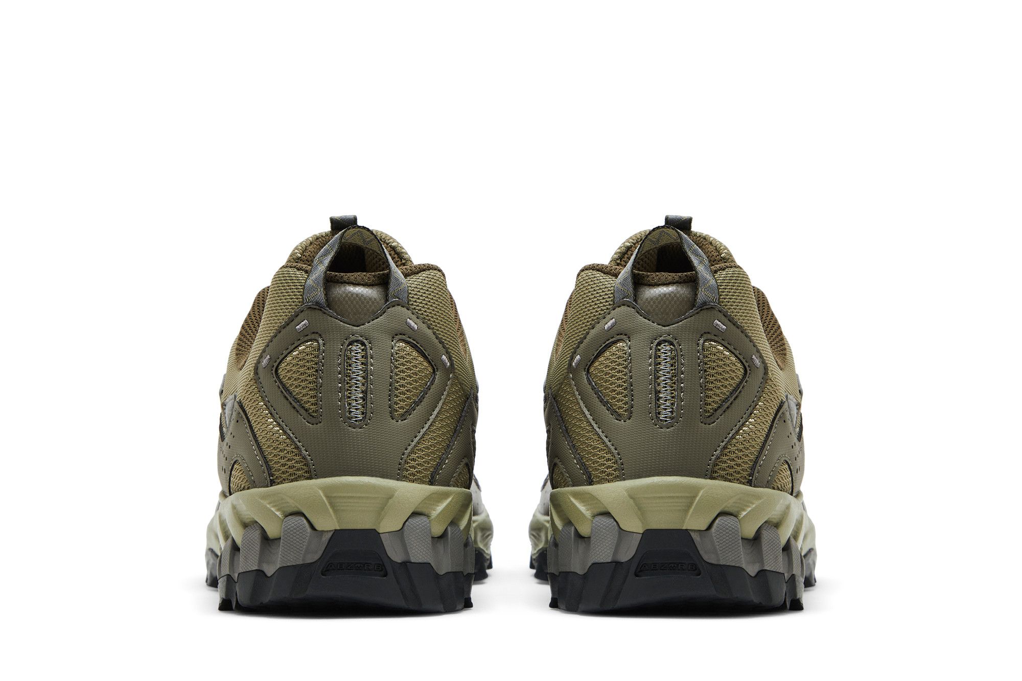 Details for New Balance 610「深色迷彩」ML610TAH