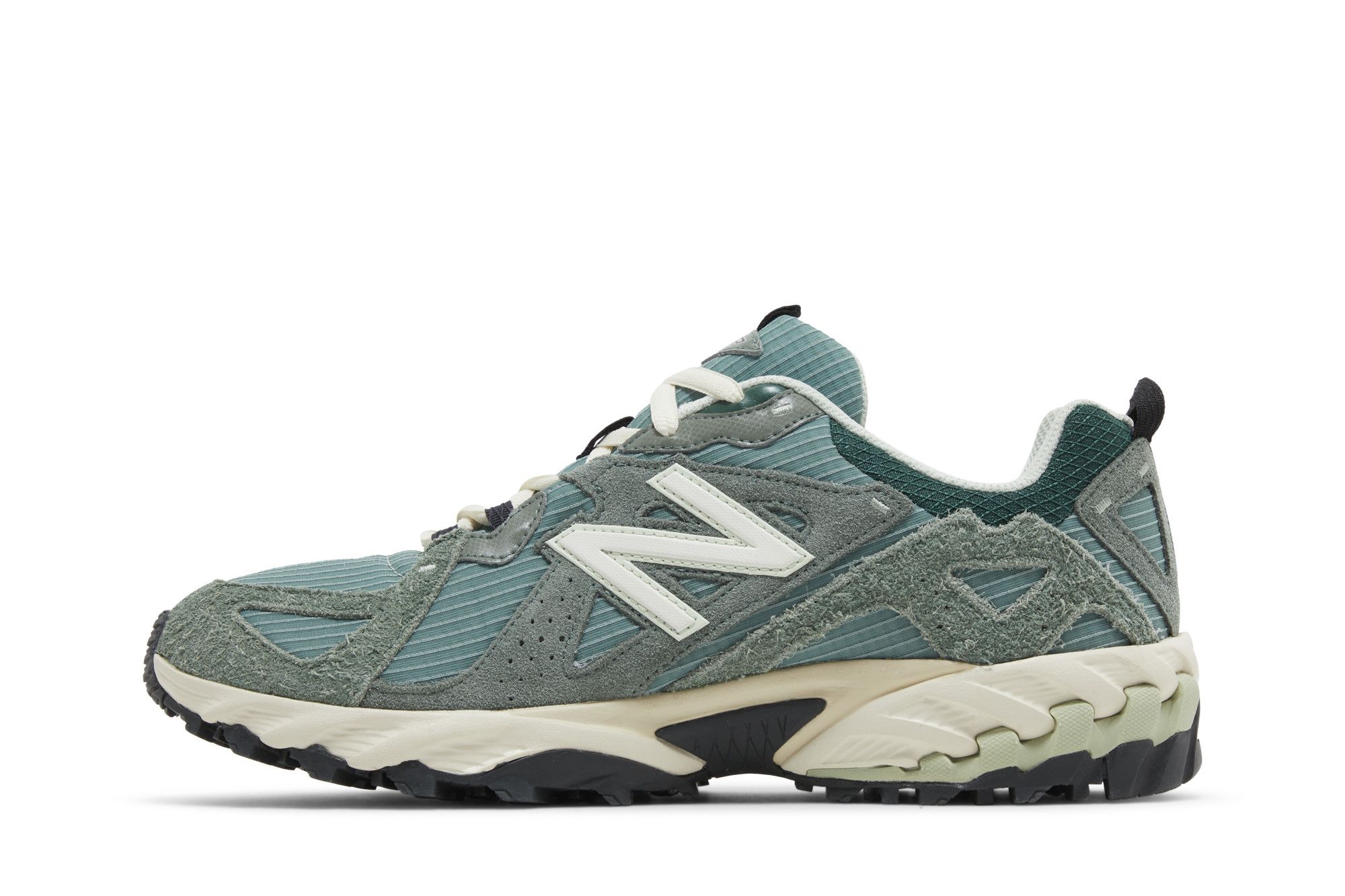Lookbook New Balance 610 'Tahun Baru Imlek - Hijau' ML610TLN