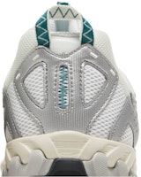 New Balance 610 'Pantulan Perak' ML610TAE Sizing New Balance 610 'Pantulan Perak' ML610TAE