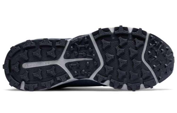 Shop New Balance 610 v5 野跑 休閒 輕便透氣 低筒 跑步鞋 男款 深藍色