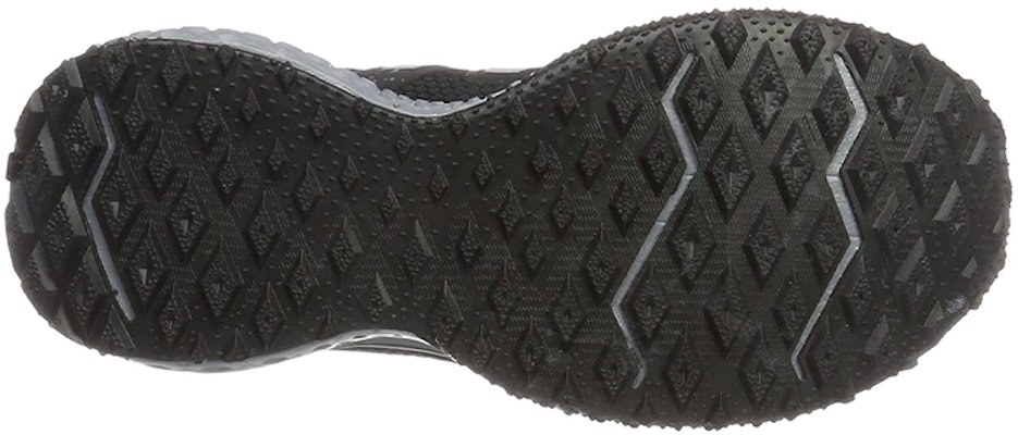 New Balance 620 V2 低帮“黑色跑鞋” MT620RF2 Shop New Balance 620 V2 低帮“黑色跑鞋” MT620RF2