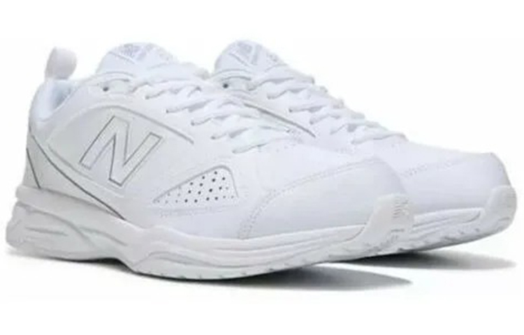 Lookbook New Balance 623 v3 Scarpe Sportive Bianche Assorbimento Urti e Antiscivolo. MX623AW3