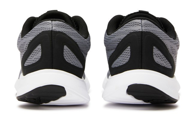 Shop New Balance Seri 635 'Abu-abu' M635LG3