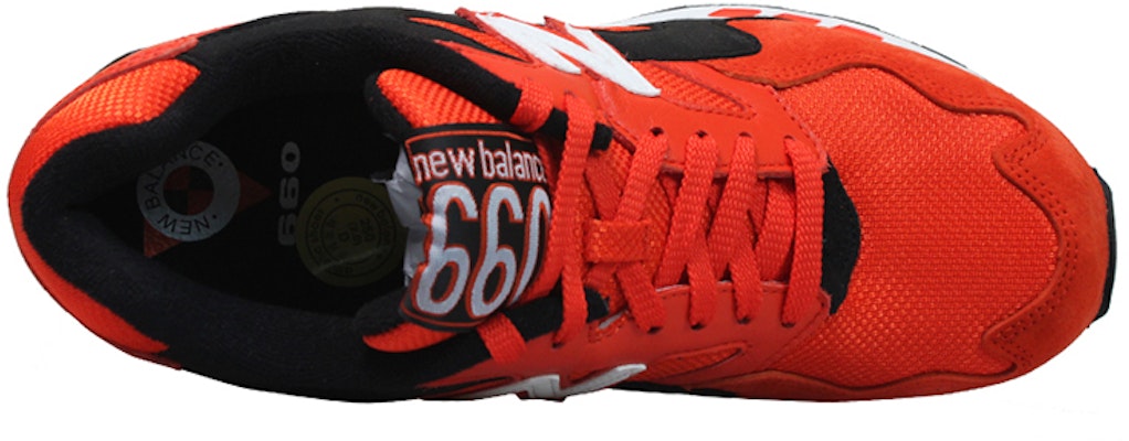 New Balance 660 Seri Merah ML660PRA Lookbook New Balance 660 Seri Merah ML660PRA