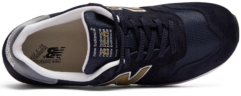 New Balance 670 D Kasut Sneakers Biru Tua Navy M670NNG Lookbook New Balance 670 D Kasut Sneakers Biru Tua Navy M670NNG