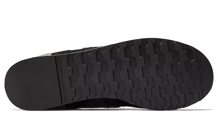 Shop New Balance 670 Fabriqué en Angleterre ''Noir Or'' M670KGW