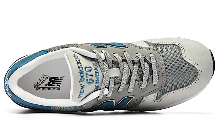 Lookbook New Balance 670 buatan Inggris 'Abu Biru Lembut' M670BSG
