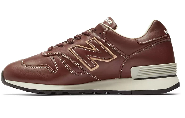Buy 新百倫 NB 670 低幫 跑步鞋 男款 棕色 英國製