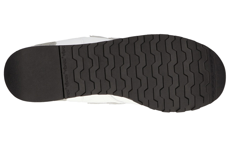 Shop New Balance NB 670 防滑耐磨 低筒 跑步鞋 男女同款 灰白色