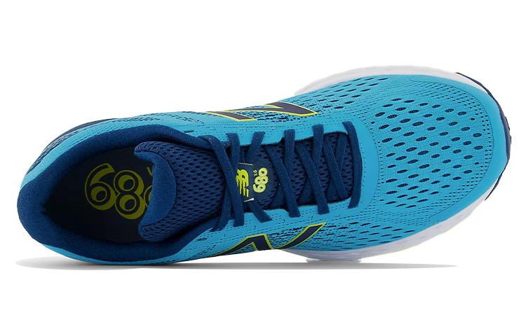 Lookbook New Balance NB 680 v6 輕便 低幫 跑步鞋 男款 天空藍