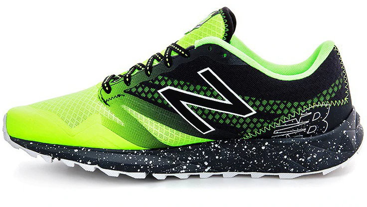 new-balance-690-black-green-mt-690-lh-1