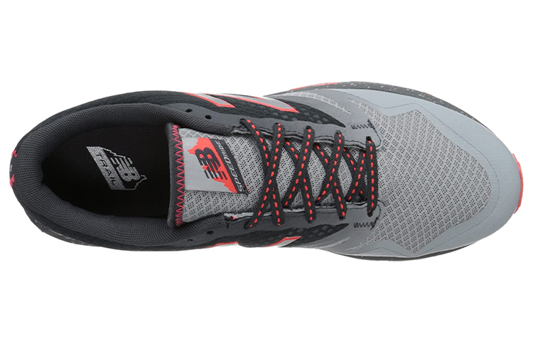 Lookbook New Balance 690 Series Grijs - Schokabsorberend, Antislip, Slijtvast, Lage Sportschoen MT690LG1