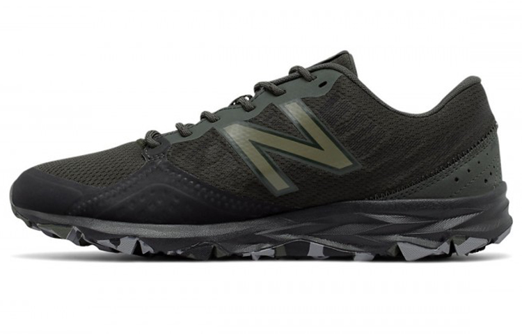 New Balance 690 v2 Trail 'Black' MT690RG2