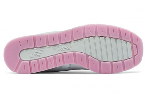 New Balance 696 Re-Engineered 輕便透氣休閒跑步鞋 白色 Shop New Balance 696 Re-Engineered 輕便透氣休閒跑步鞋 白色