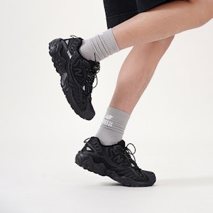 New Balance 703 'Triple Black' Zapatillas Negras Tricolor ML703BC Sizing New Balance 703 'Triple Black' Zapatillas Negras Tricolor ML703BC