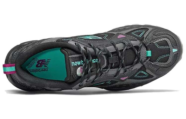 Lookbook New Balance 703 Schwarz ML703CLD