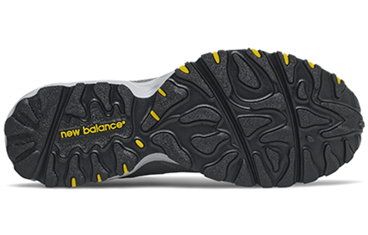 Shop ニューバランス 703 グレー/グリーン ML703CLB