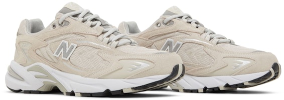 New Balance 725 'Beige' Sepatu Pria Wanita Terbaru ML725G 2