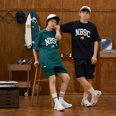 뉴발란스 725 '문빔 파피' (New Balance 725 'Moonbeam Poppy') ML725AE 1
