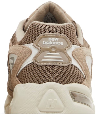 New Balance 725 'Mushroom' ML725AB Sizing New Balance 725 'Mushroom' ML725AB