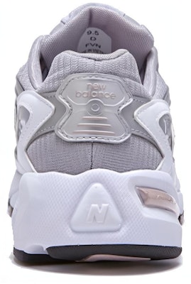 New Balance 725 Low Cut /Pink 'Silver' ML725F Lookbook New Balance 725 Low Cut /Pink 'Silver' ML725F