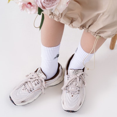 New Balance 725 Series Low Tops Retro Beige ML725ASO Details for New Balance 725 Series Low Tops Retro Beige ML725ASO