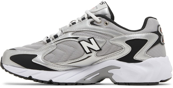 New Balance 725v1 'Perak Metalik Raincloud' ML725UB Lookbook New Balance 725v1 'Perak Metalik Raincloud' ML725UB