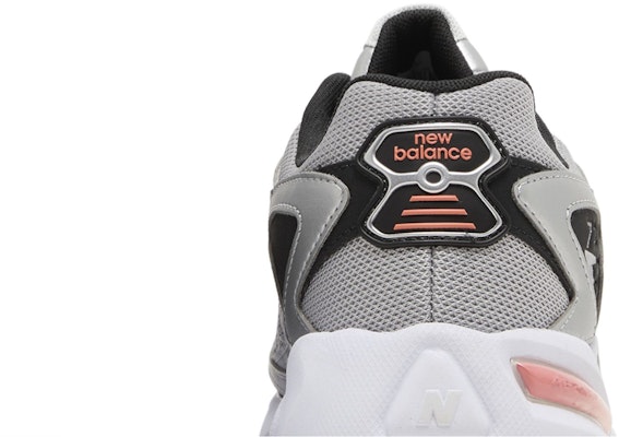 New Balance 725v1 'Metallic Silver Raincloud' ML725UB Sizing New Balance 725v1 'Metallic Silver Raincloud' ML725UB