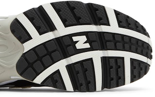 New Balance 725v1 'Blanco Negro' ML725J Purchase New Balance 725v1 'Blanco Negro' ML725J