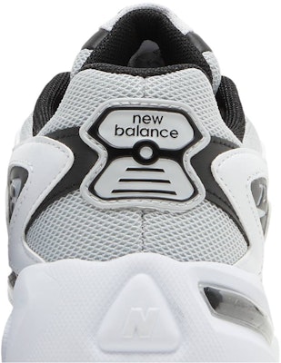 New Balance 725v1 'White Black' ML725J Sizing New Balance 725v1 'White Black' ML725J