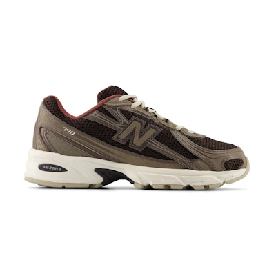 NB 740 'Cortado Thunder Brown Red Rock'