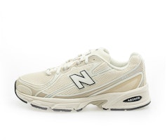 New Balance 740 Retro Basketball Sneakers U740N9J9 New Balance 740 Retro Basketball Sneakers U740N9J9