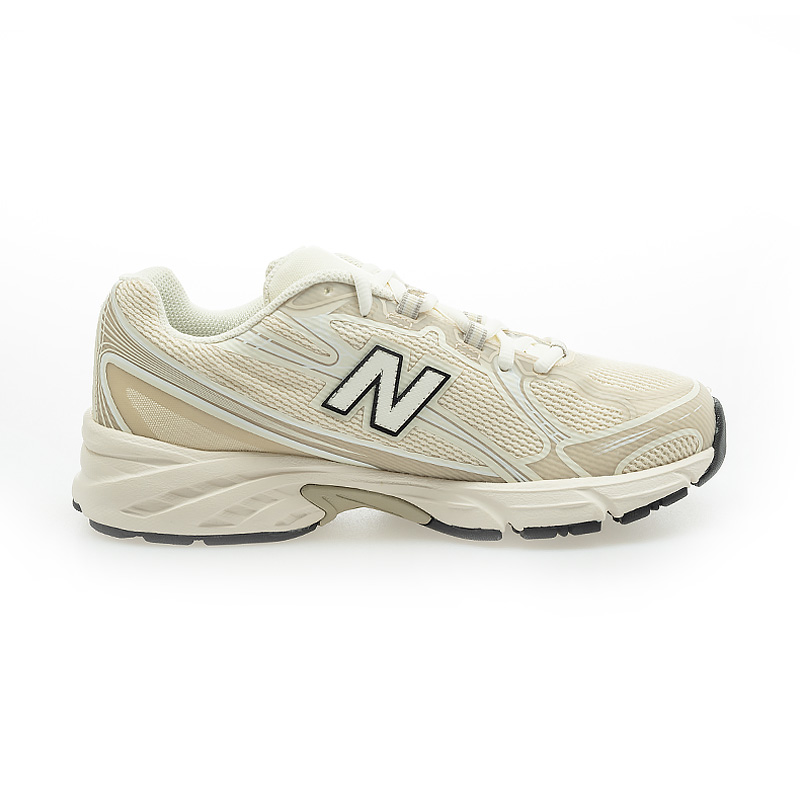 Shop New Balance 740 复古篮球运动鞋 U740N9J9