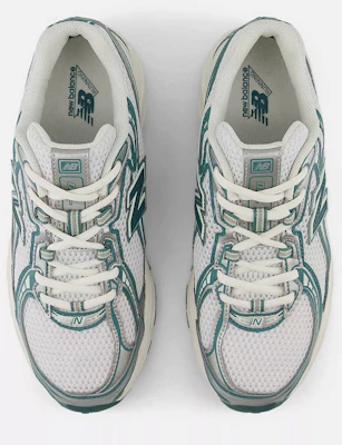 New Balance 740 系列休閒鞋 U740GR2-D Shop New Balance 740 系列休閒鞋 U740GR2-D