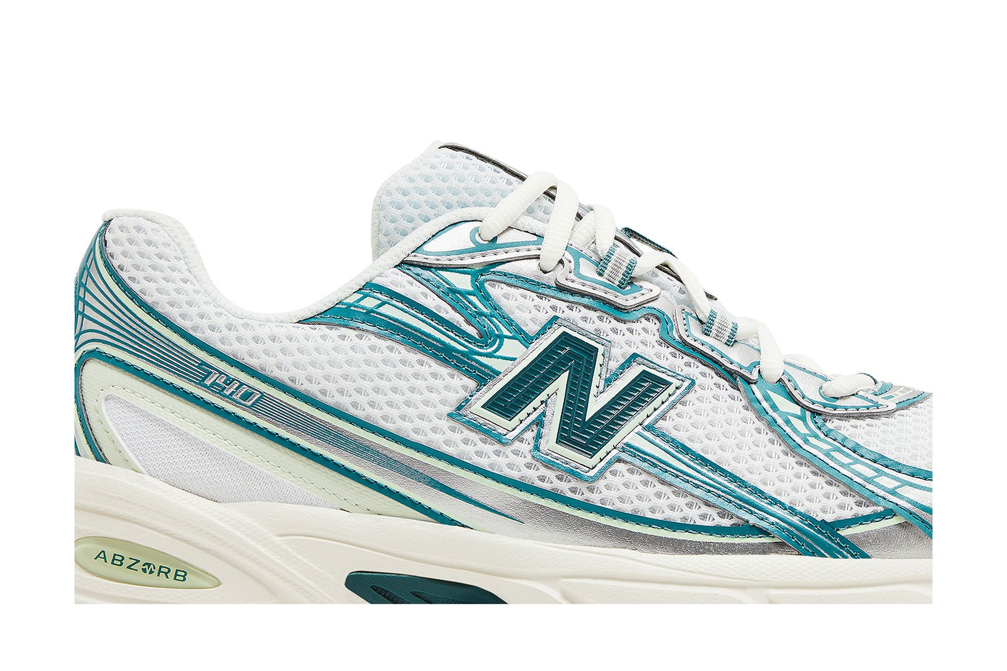 Lookbook New Balance 740v2「白色沼澤綠」U740GR2 U740GR2