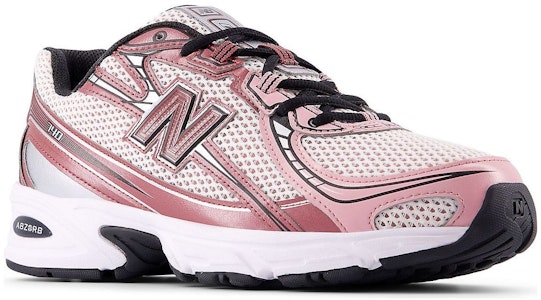 New Balance 740v2 ''Burgundy Pink Taffy'' U740PG2 Lookbook New Balance 740v2 ''Burgundy Pink Taffy'' U740PG2