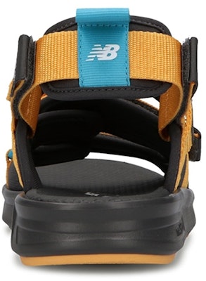 New Balance 750系列 簡約休閒涼鞋 黑黃 Lookbook New Balance 750系列 簡約休閒涼鞋 黑黃