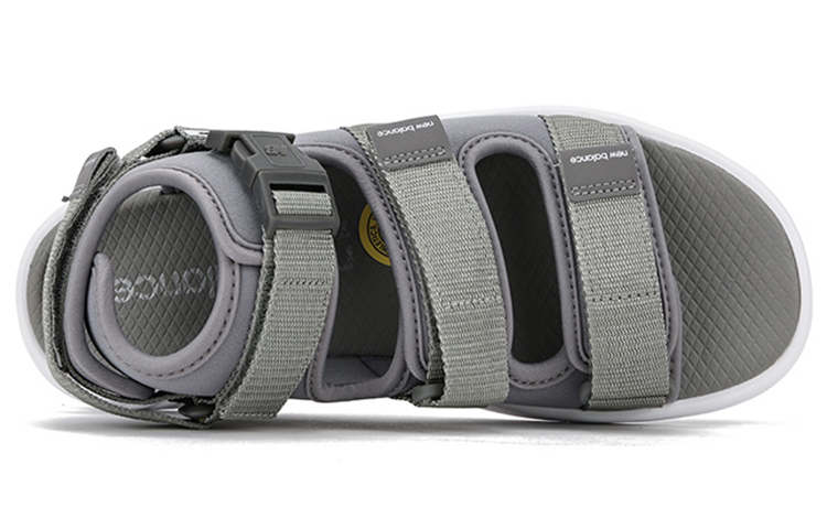 Lookbook New Balance Serie 750 Gris SD750CG