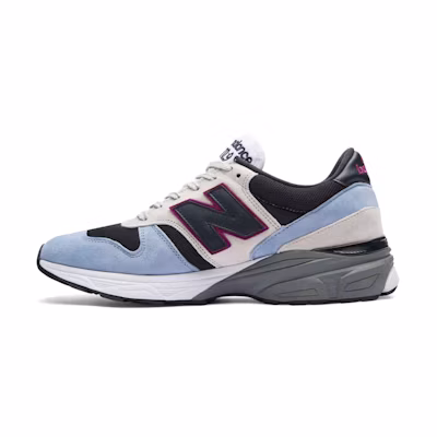 NB 770v3 Made In England 'Light Blue Grey'