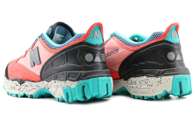 Lookbook ニューバランス 801 'ブラックコーラル' ML801FR ML801FR