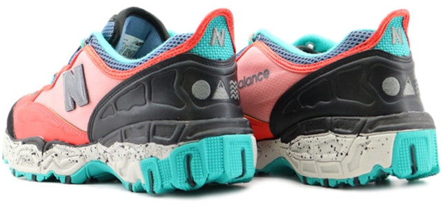 New Balance 801 'Hitam Coral' ML801FR Lookbook New Balance 801 'Hitam Coral' ML801FR