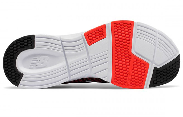 Shop 뉴발란스 818 v2 트레이너 (블랙/오렌지) MX818GO2