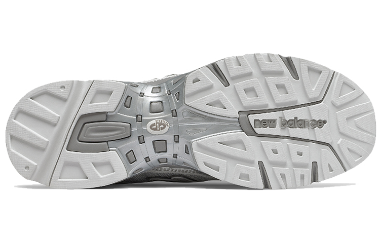 Shop New Balance 827 '灰白' ML827AAM