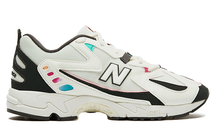 Order ニューバランス828 黒/白 (Nyū Baransu 828 Kuro/Shiro) ML828NC