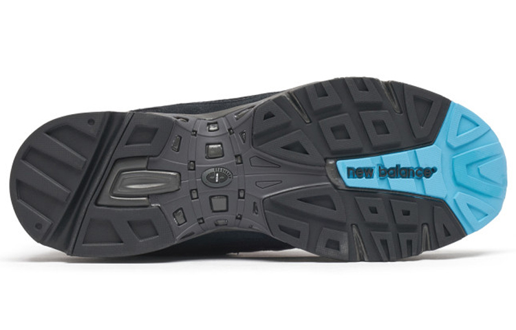 Shop Zapatillas New Balance 828 Negro ML828OG