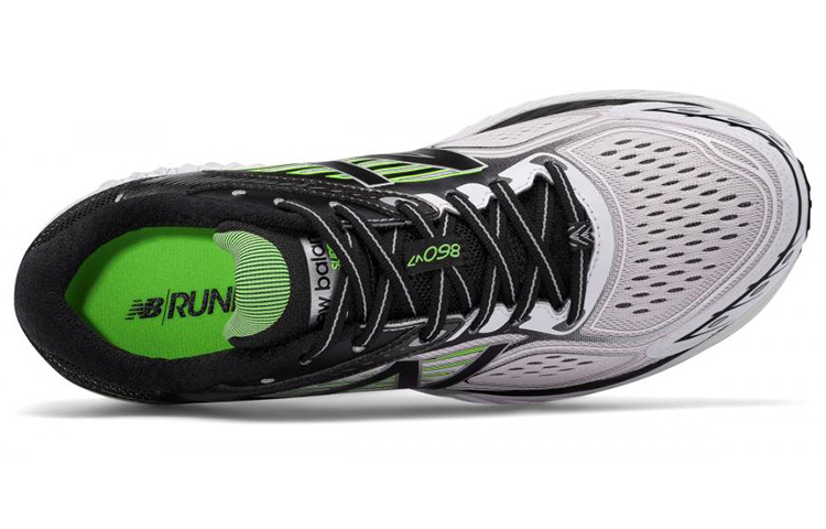 Lookbook New Balance 860 v7 灰黑色 M860WB7