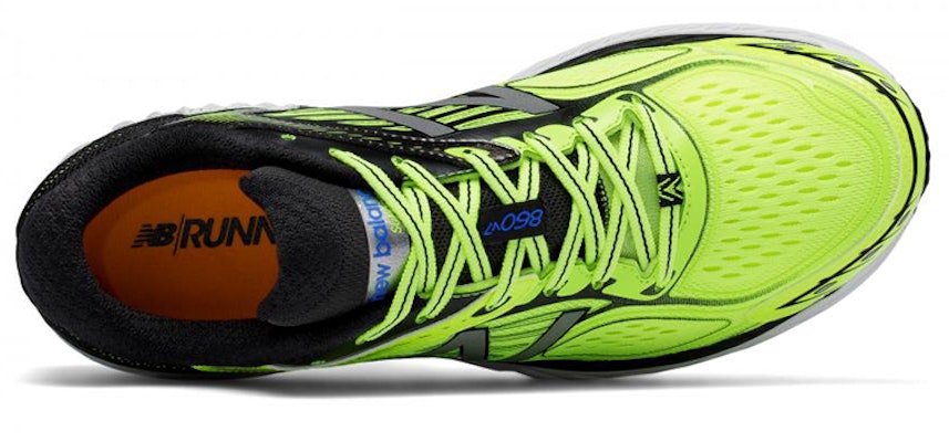 뉴발란스 860 v7 블랙그린 (New Balance 860 v7 Black Green - most literal, 43 characters) M860YB7 Lookbook 뉴발란스 860 v7 블랙그린 (New Balance 860 v7 Black Green - most literal, 43 characters) M860YB7