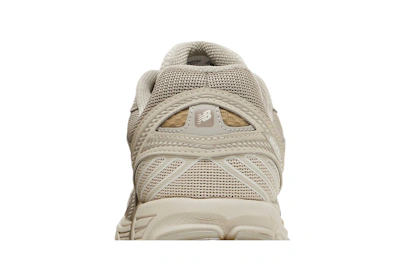 New Balance 860v2 'Mars'