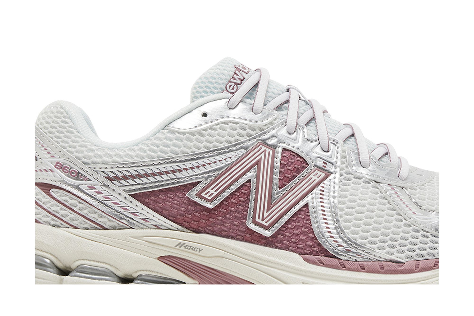 Lookbook New Balance 860v2 ''Northern Lights Pack - Rosewood'' di Malaysia. ML860CC2